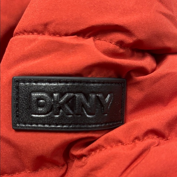 DKNY Women's Brick Puffer Jacket - Picture 12 of 12